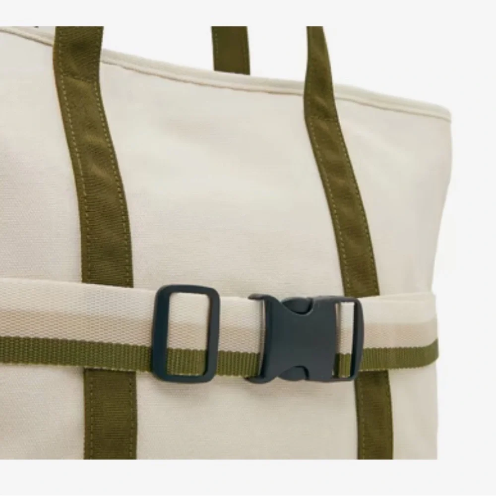 DSW Cream and Olive Tote Bag - Picture 6 of 7